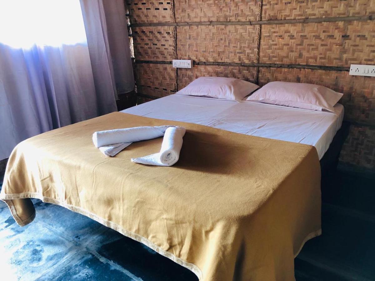 Island Vibes Hampi Guesthouse Dış mekan fotoğraf