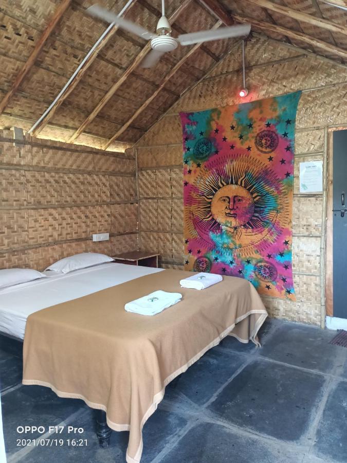 Island Vibes Hampi Guesthouse Dış mekan fotoğraf